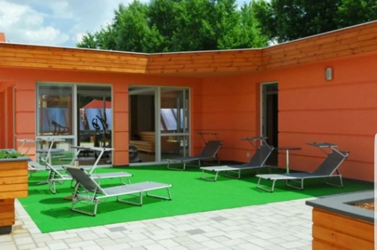 Paris-Lux. Apartment Hajdúszoboszló Ungaria